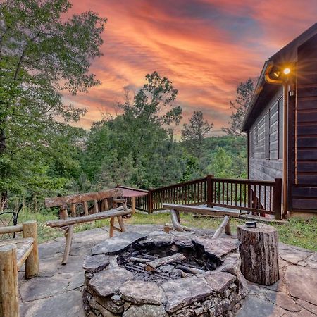 Trout N' About Your Blue Ridge Mountains Retreat, Hot Tub + Game Room! Ellijay Eksteriør bilde