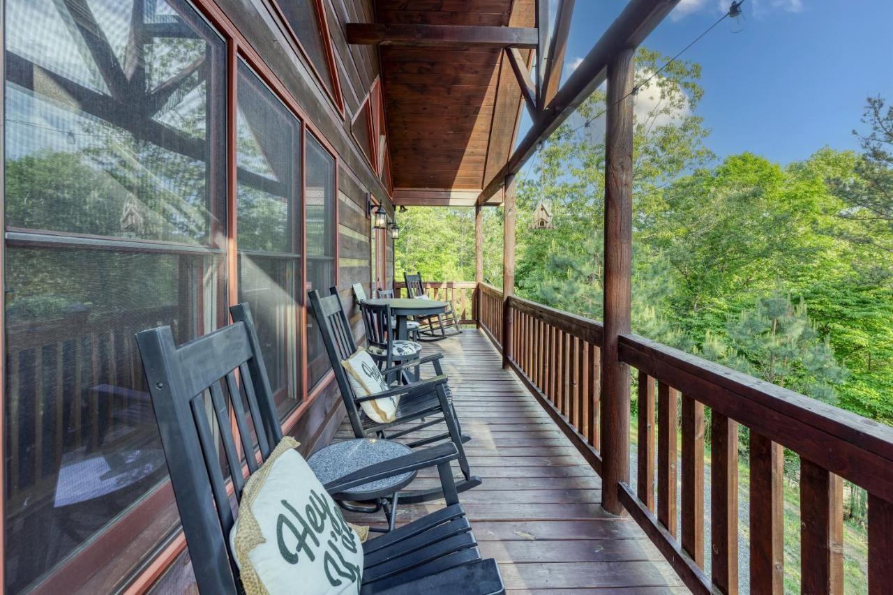 Trout N' About Your Blue Ridge Mountains Retreat, Hot Tub + Game Room! Ellijay Eksteriør bilde