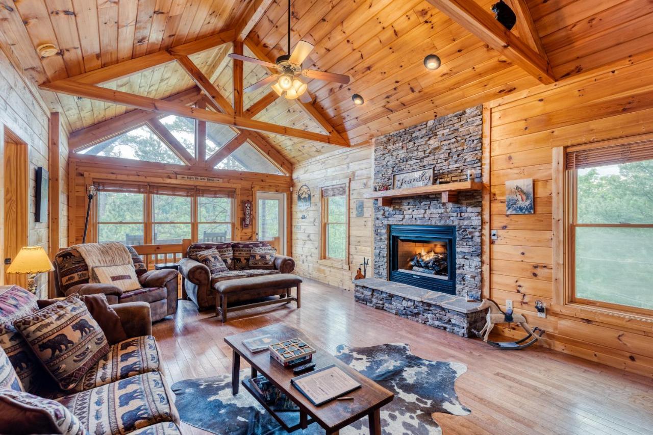 Trout N' About Your Blue Ridge Mountains Retreat, Hot Tub + Game Room! Ellijay Eksteriør bilde