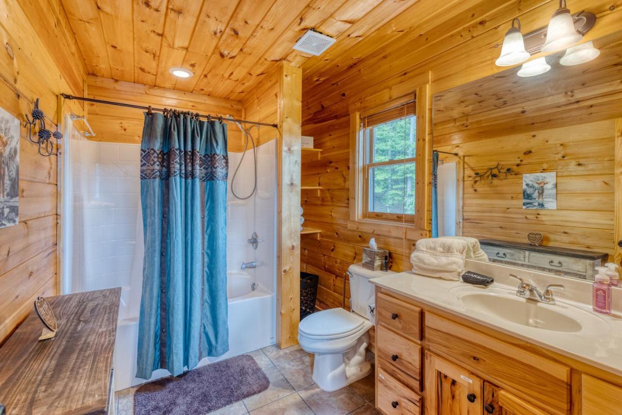 Trout N' About Your Blue Ridge Mountains Retreat, Hot Tub + Game Room! Ellijay Eksteriør bilde