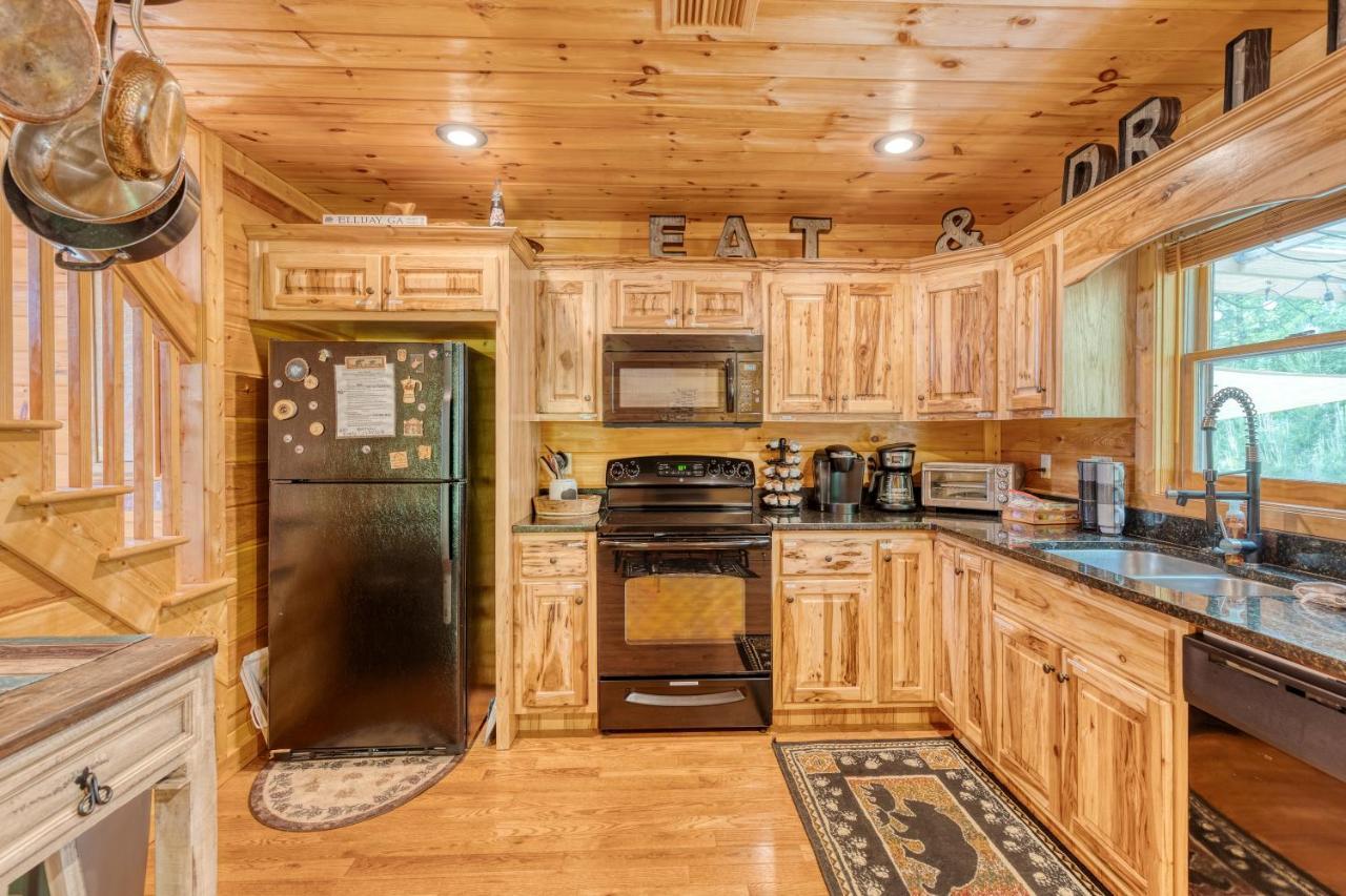Trout N' About Your Blue Ridge Mountains Retreat, Hot Tub + Game Room! Ellijay Eksteriør bilde